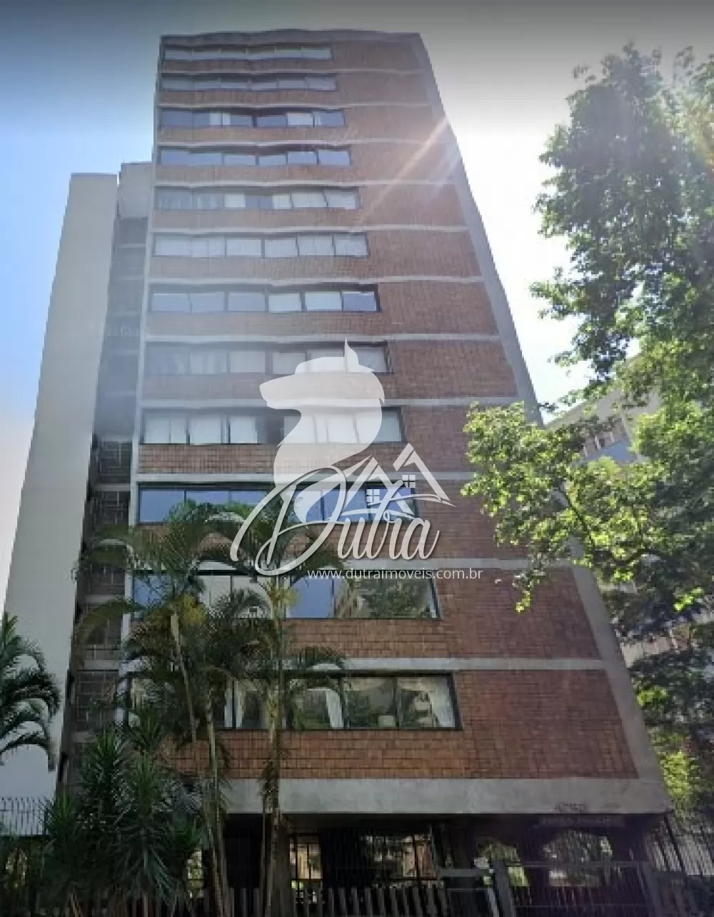 Araucária Jardim Paulista 170m² 04 Dormitórios 02 Suítes 1 Vagas
