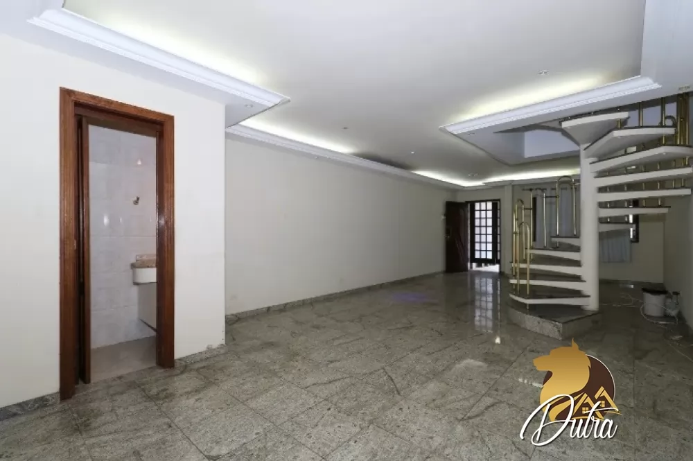 Padrão Jardim da Glória 500m² 04 Dormitórios 2 Vagas