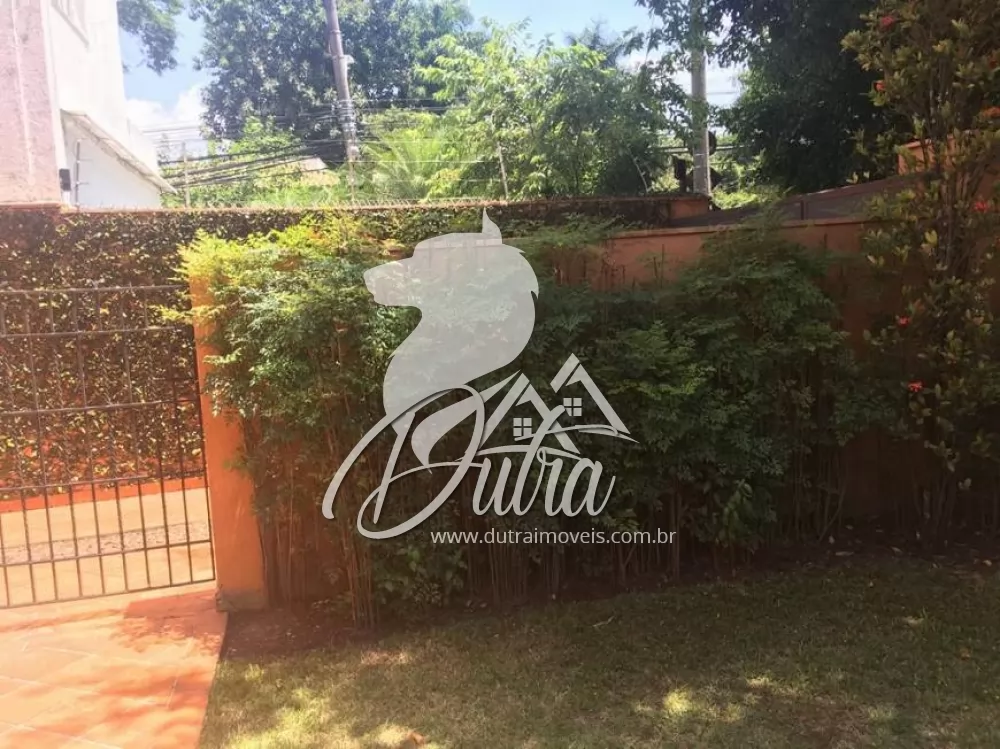 Padrão Jardim Europa 240m² 03 Dormitórios 02 Suítes 3 Vagas