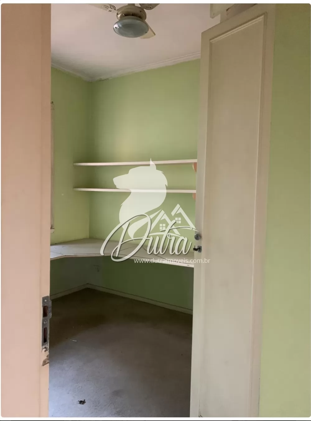 Padrão Jardim Europa 240m² 03 Dormitórios 02 Suítes 3 Vagas