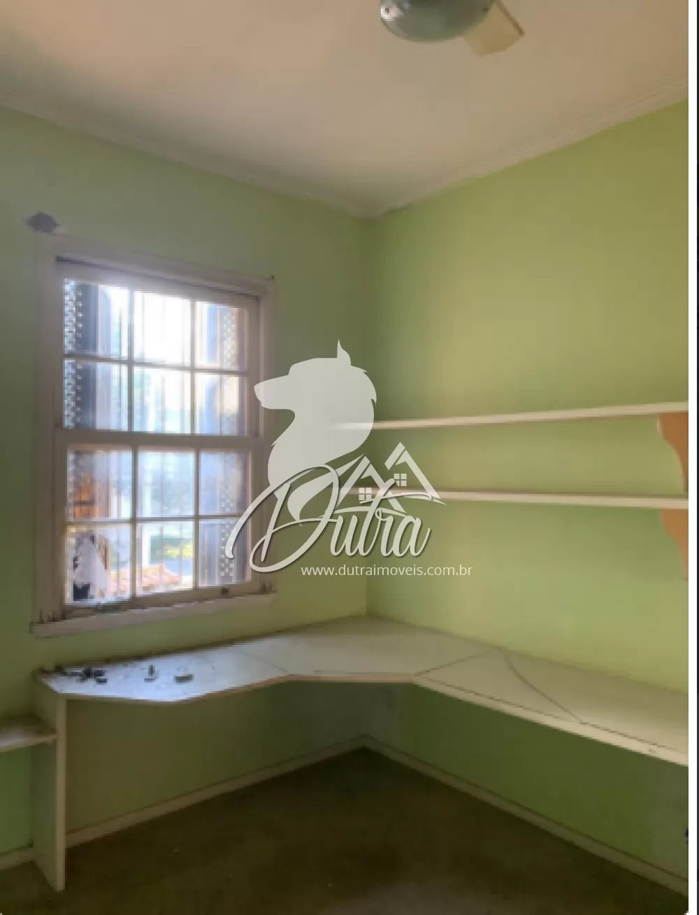 Padrão Jardim Europa 240m² 03 Dormitórios 02 Suítes 3 Vagas