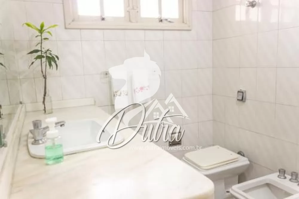 Padrão Cidade Jardim 296m² 03 Dormitórios 02 Suítes 3 Vagas