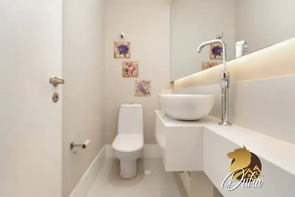 Araguari 561 Vila Uberabinha 184m² 03 Dormitórios 03 Suítes 3 Vagas