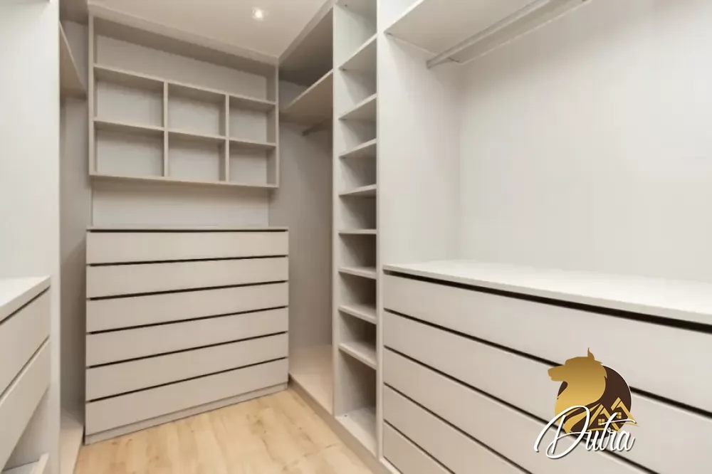 Araguari 561 Vila Uberabinha 184m² 03 Dormitórios 03 Suítes 3 Vagas