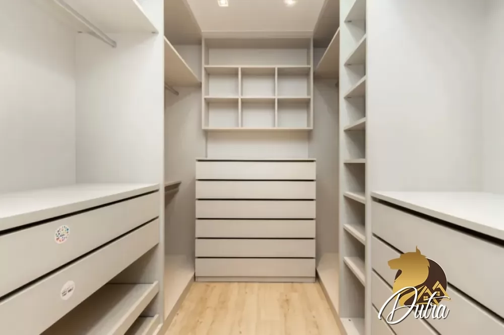Araguari 561 Vila Uberabinha 184m² 03 Dormitórios 03 Suítes 3 Vagas