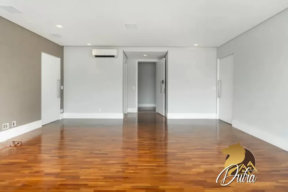 Araguari 561 Vila Uberabinha 184m² 03 Dormitórios 03 Suítes 3 Vagas