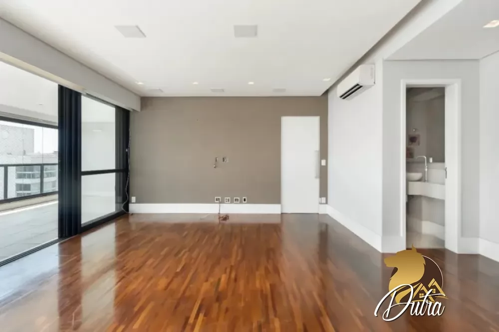 Araguari 561 Vila Uberabinha 184m² 03 Dormitórios 03 Suítes 3 Vagas