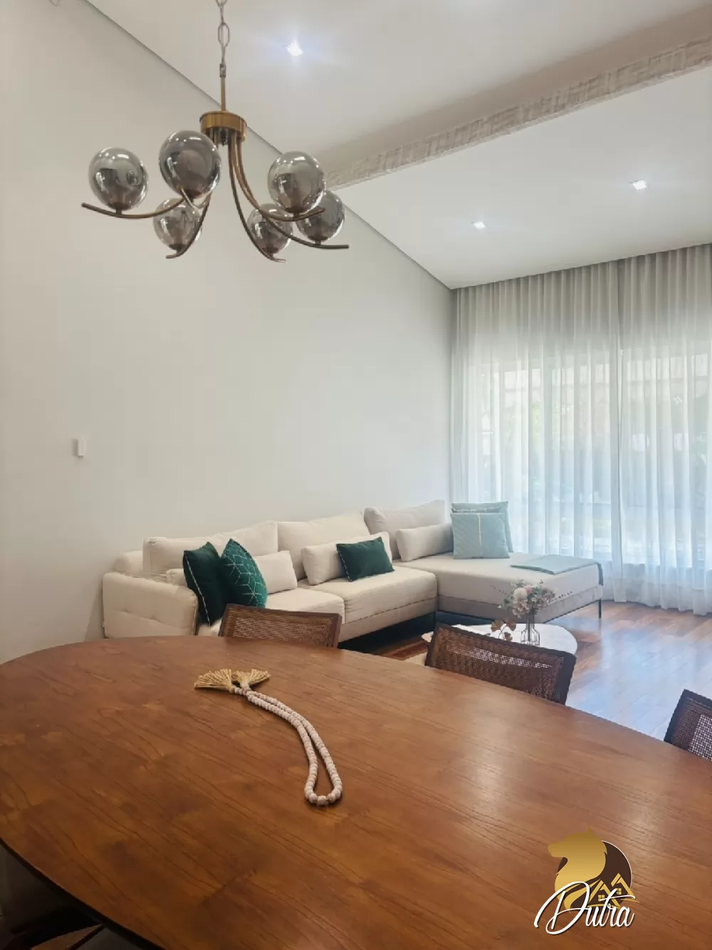 TAquaral Jardim Itapeva 200m² 04 Dormitórios 01 Suítes 4 Vagas