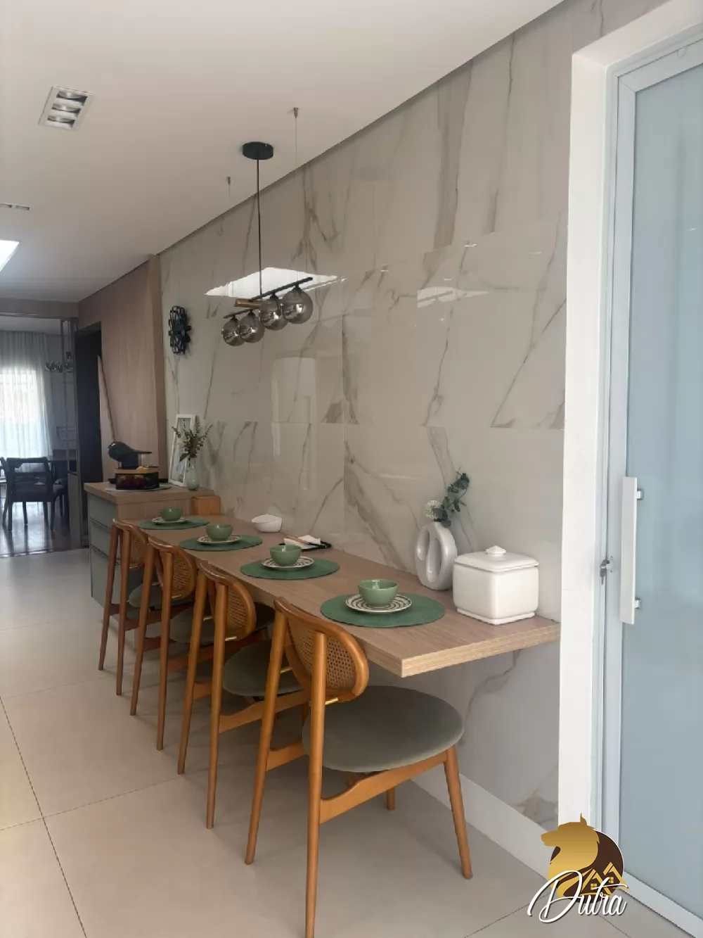 TAquaral Jardim Itapeva 200m² 04 Dormitórios 01 Suítes 4 Vagas