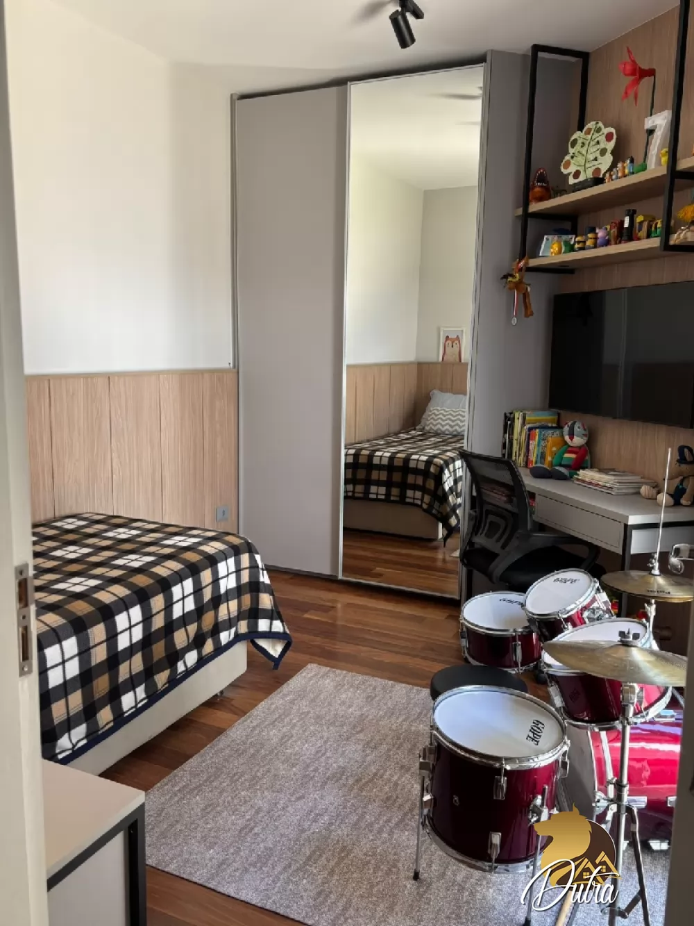 TAquaral Jardim Itapeva 200m² 04 Dormitórios 01 Suítes 4 Vagas