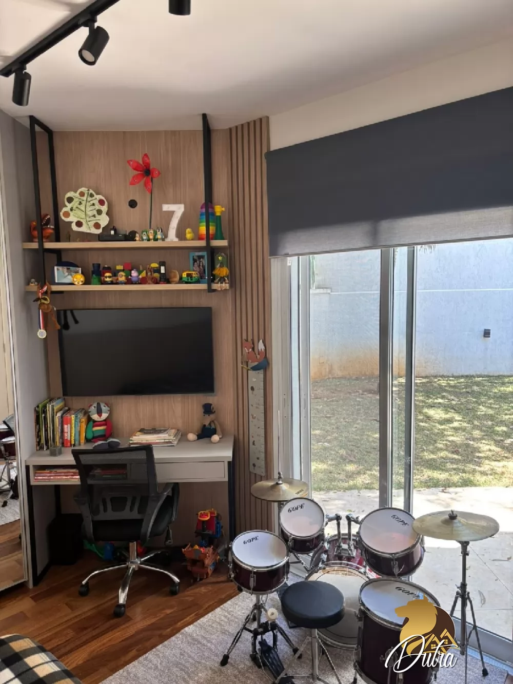 TAquaral Jardim Itapeva 200m² 04 Dormitórios 01 Suítes 4 Vagas