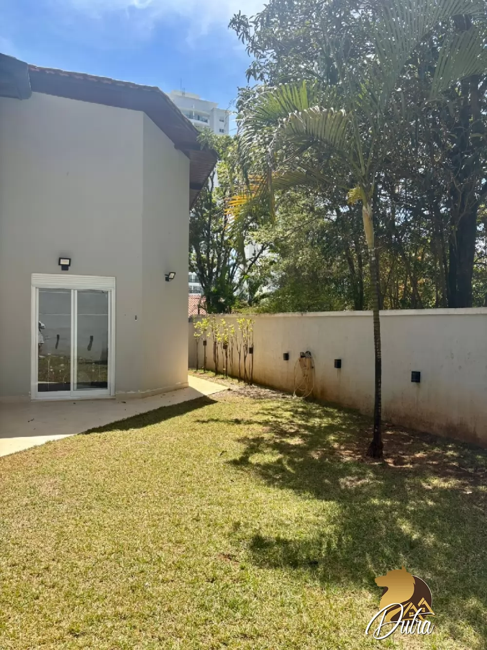 TAquaral Jardim Itapeva 200m² 04 Dormitórios 01 Suítes 4 Vagas