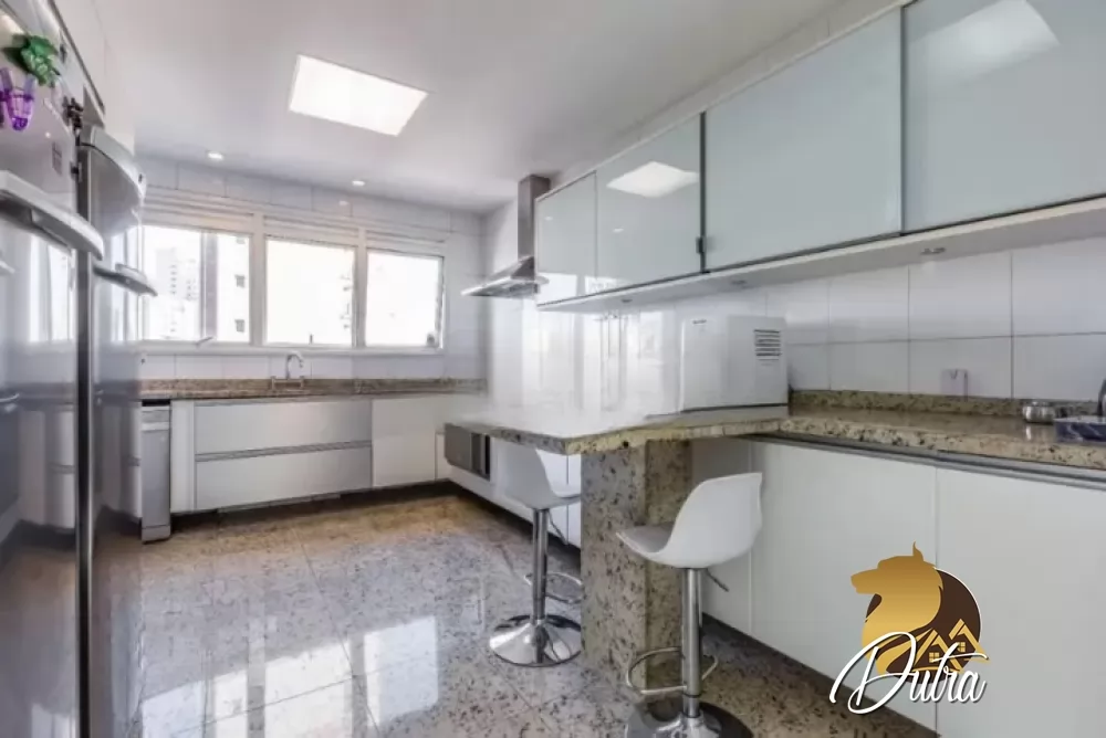 Vertical Maison Madeleine Vila Nova Conceição 368m² 04 Dormitórios 04 Suítes 5 Vagas