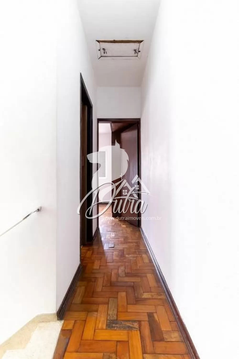 Padrão Vila Madalena 180m² 03 Dormitórios 2 Vagas