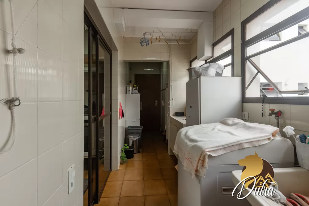Edificio Iporanga Indianópolis 137m² 03 Dormitórios 03 Suítes 2 Vagas