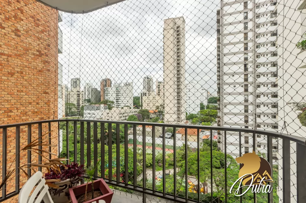 Edificio Iporanga Indianópolis 137m² 03 Dormitórios 03 Suítes 2 Vagas