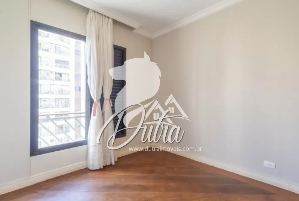 Ilha de Saint Kitts Campo Belo 217m² 04 Dormitórios 02 Suítes 3 Vagas