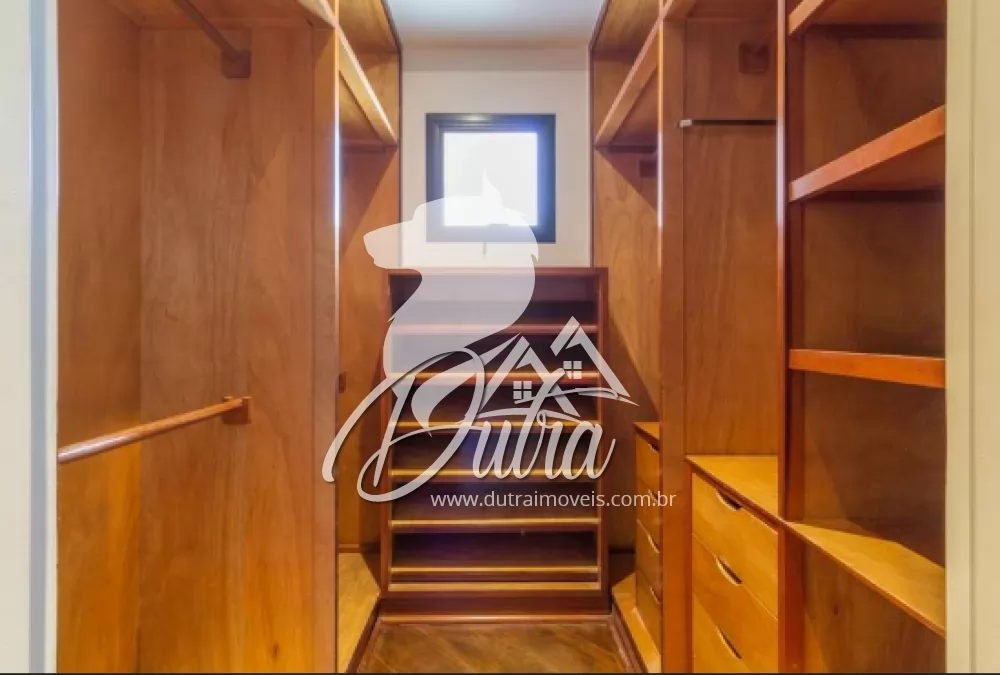 Ilha de Saint Kitts Campo Belo 217m² 04 Dormitórios 02 Suítes 3 Vagas
