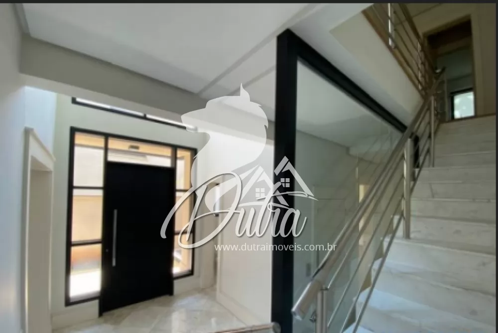 Casa de Condomínio Jardim Morumbi 435m² 04 Dormitórios 04 Suítes 3 Vagas