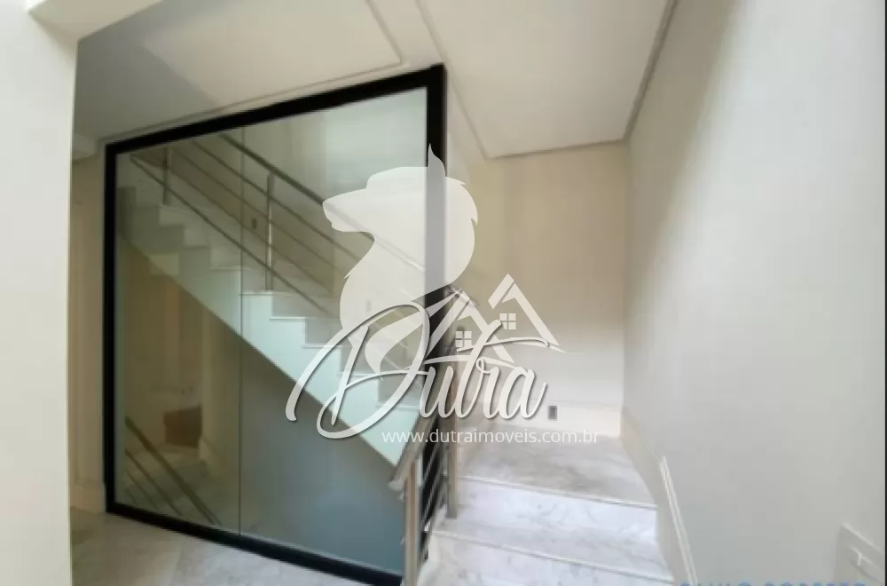 Casa de Condomínio Jardim Morumbi 435m² 04 Dormitórios 04 Suítes 3 Vagas