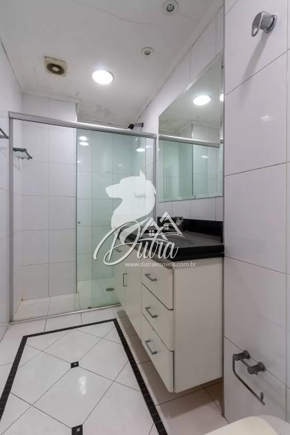 Dimona Higienópolis 280m² 03 Dormitórios 02 Suítes 3 Vagas