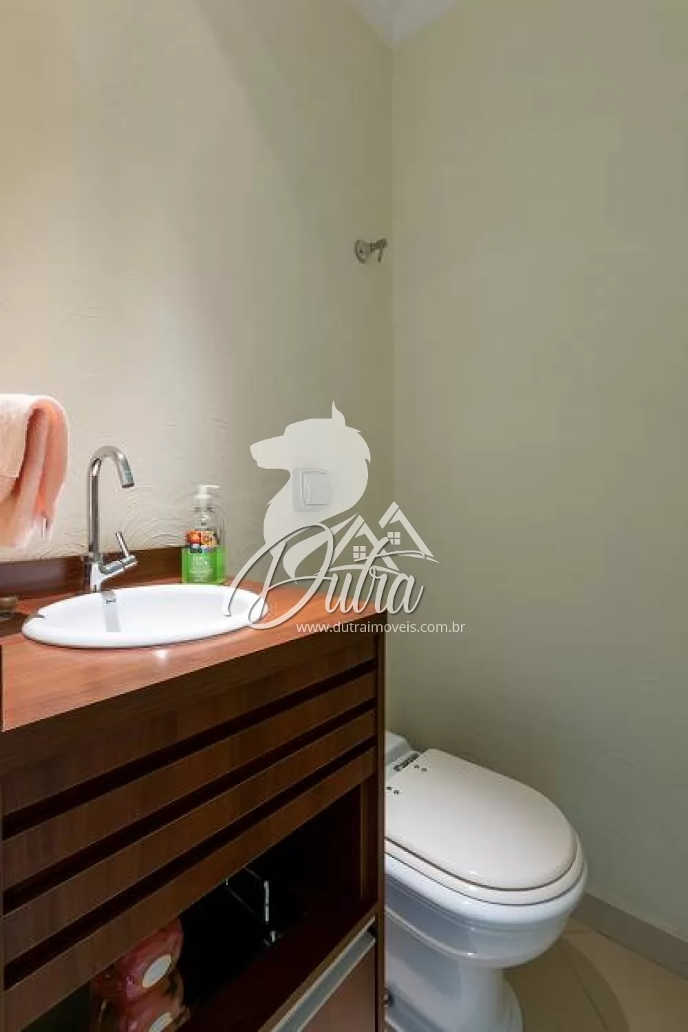 Dimona Higienópolis 280m² 03 Dormitórios 02 Suítes 3 Vagas