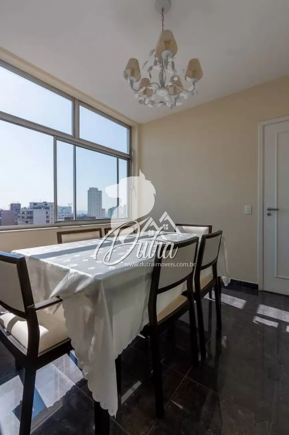 Dimona Higienópolis 280m² 03 Dormitórios 02 Suítes 3 Vagas