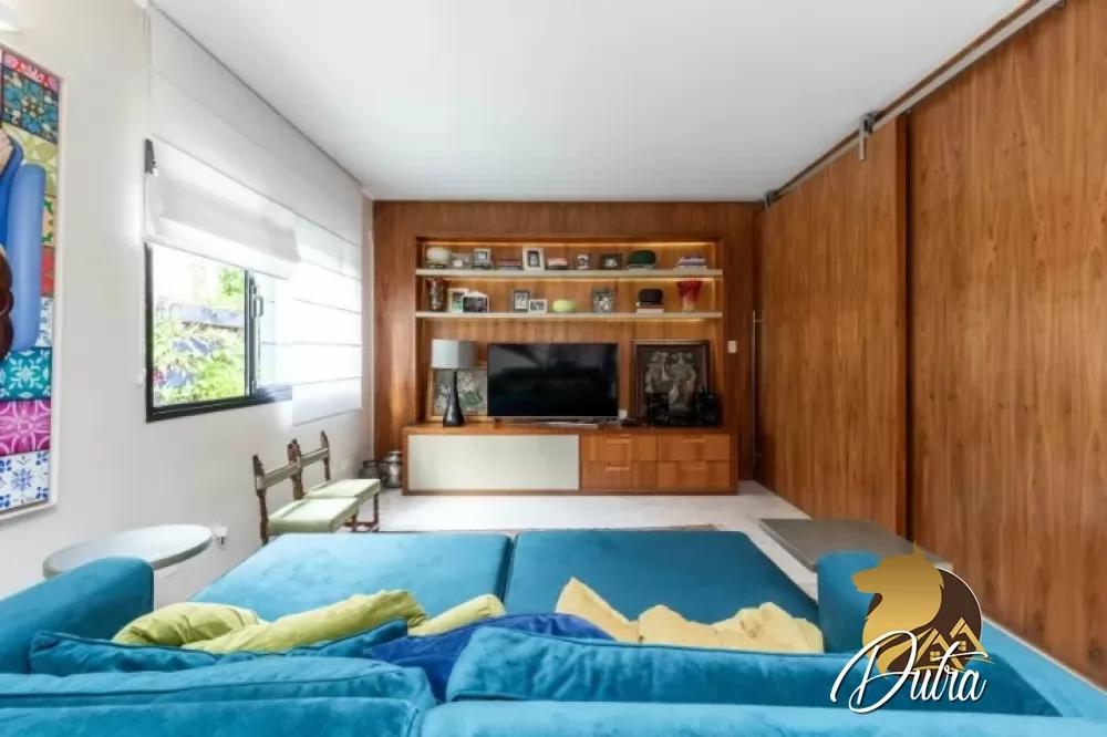 Padrão Jardim Europa 300m² 03 Dormitórios 03 Suítes 3 Vagas