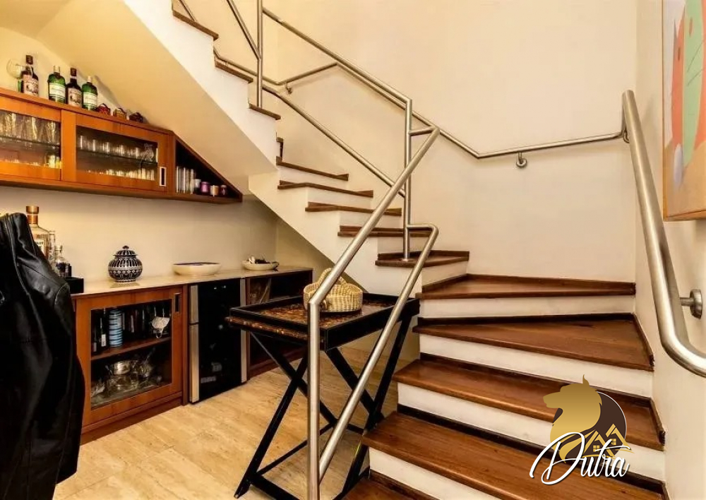 Edificio praça villa lobos Pinheiros 530m² 05 Dormitórios 04 Suítes 6 Vagas