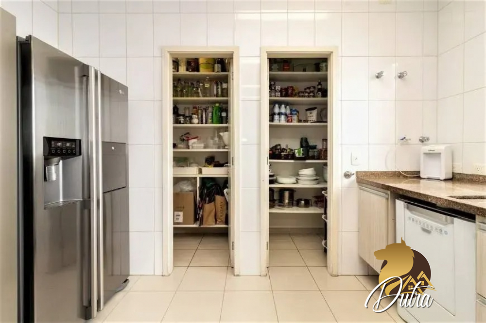 Edificio praça villa lobos Pinheiros 530m² 05 Dormitórios 04 Suítes 6 Vagas