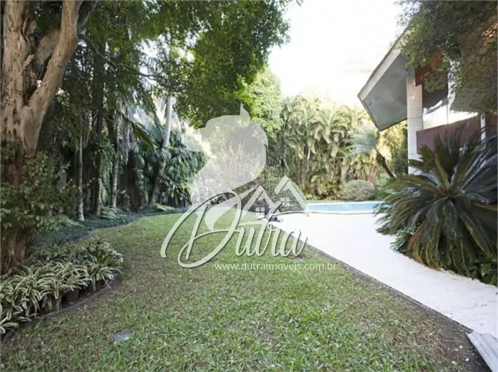 Padrão Jardim América 1365m² 05 Dormitórios 05 Suítes 6 Vagas