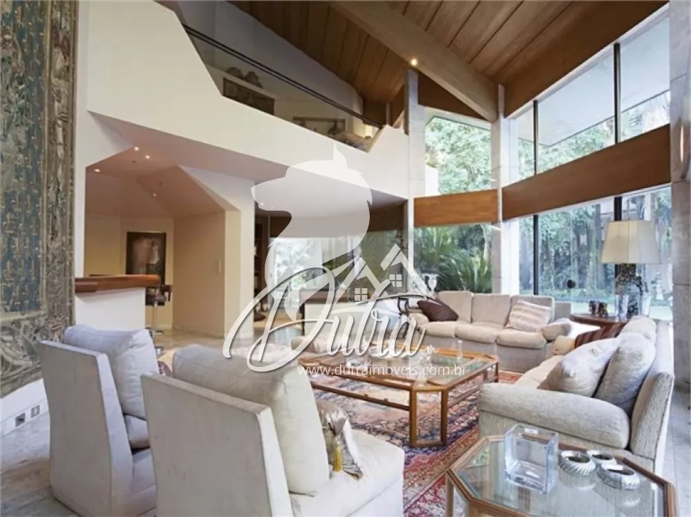 Padrão Jardim América 1365m² 05 Dormitórios 05 Suítes 6 Vagas