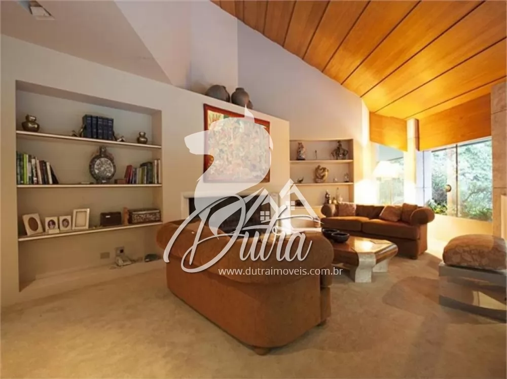 Padrão Jardim América 1365m² 05 Dormitórios 05 Suítes 6 Vagas