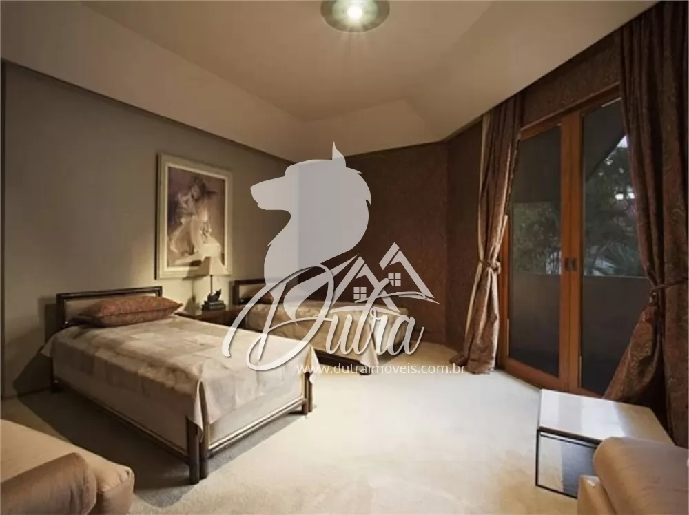 Padrão Jardim América 1365m² 05 Dormitórios 05 Suítes 6 Vagas