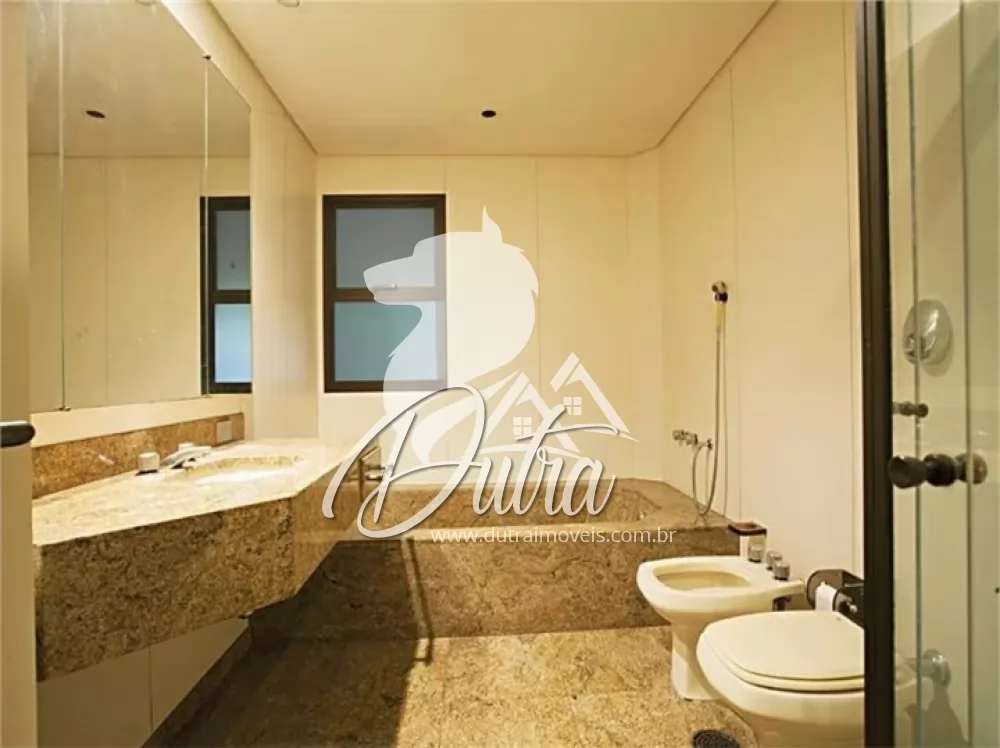 Padrão Jardim América 1365m² 05 Dormitórios 05 Suítes 6 Vagas