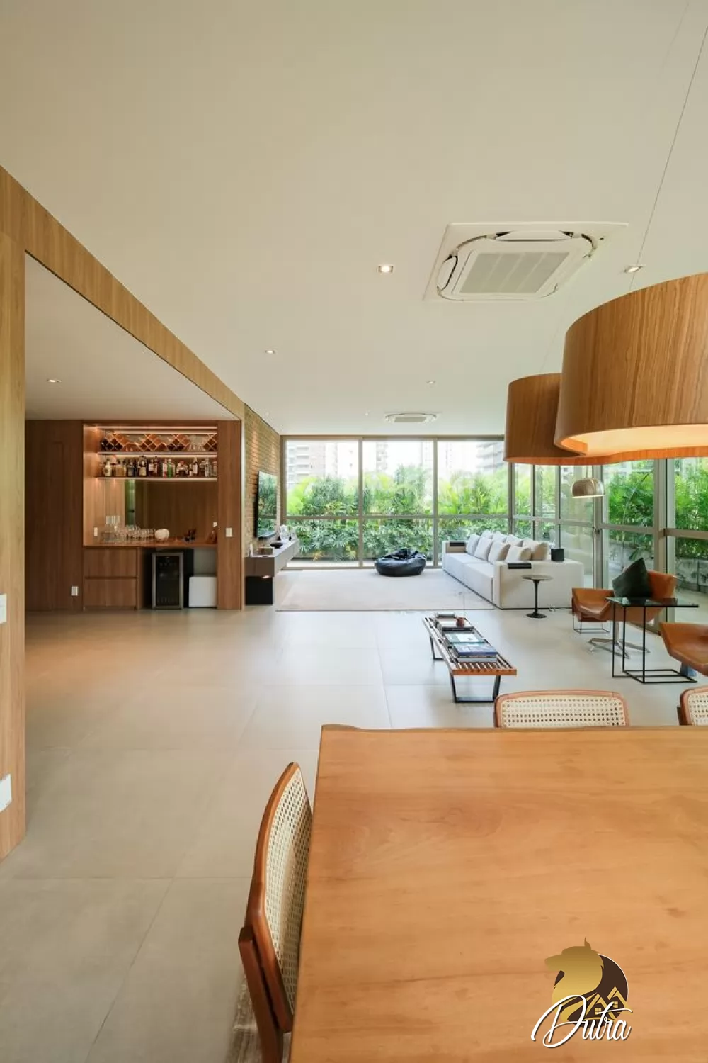 Cond. I.180 Ibirapuera Vila Mariana 520m² 04 Dormitórios 04 Suítes 5 Vagas
