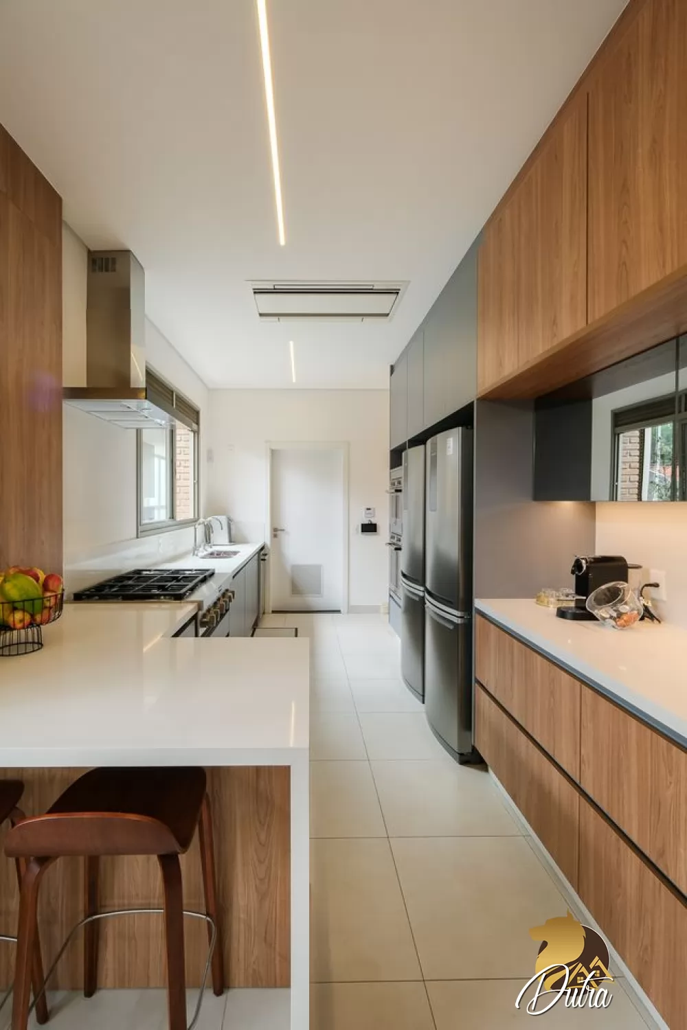 Cond. I.180 Ibirapuera Vila Mariana 520m² 04 Dormitórios 04 Suítes 5 Vagas