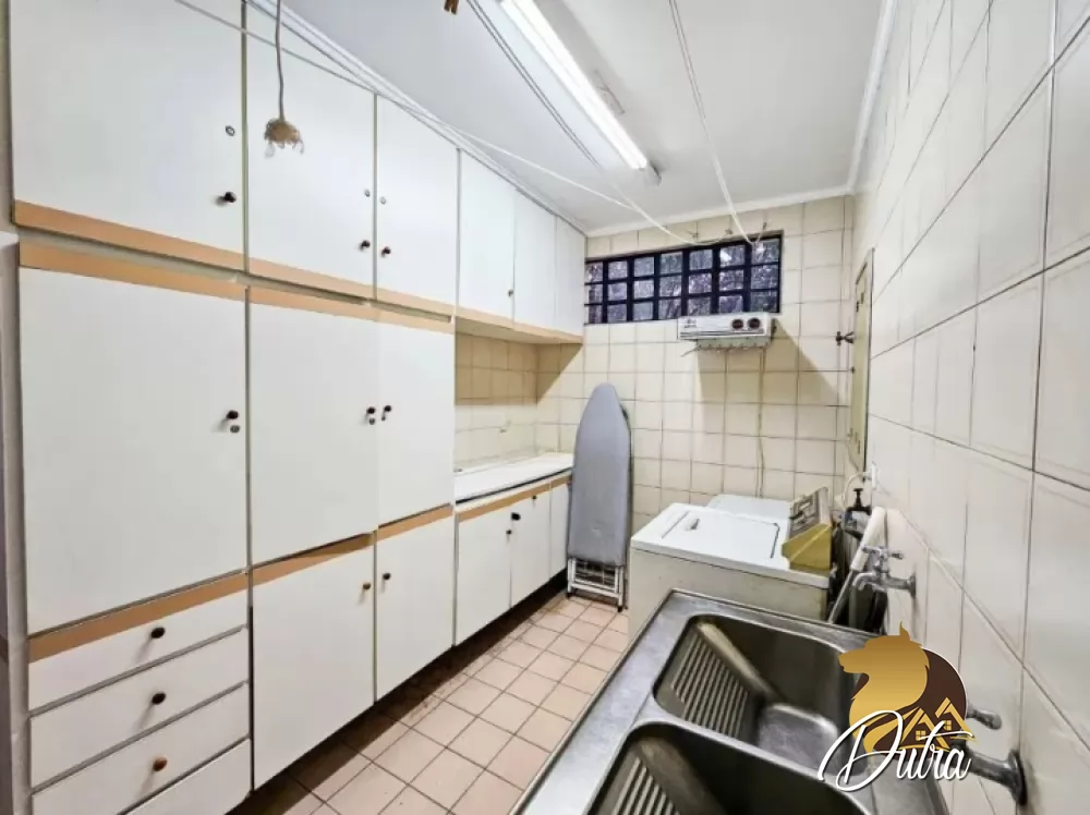 Padrão Indianópolis 193m² 04 Dormitórios 01 Suítes 3 Vagas