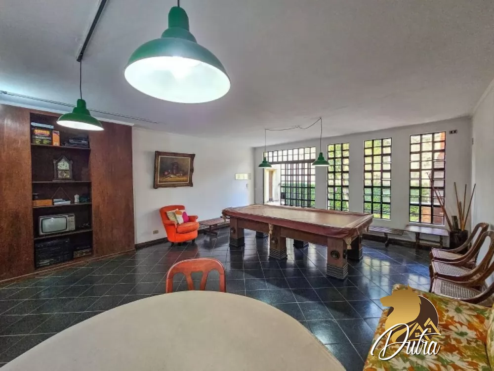 Padrão Indianópolis 193m² 04 Dormitórios 01 Suítes 3 Vagas
