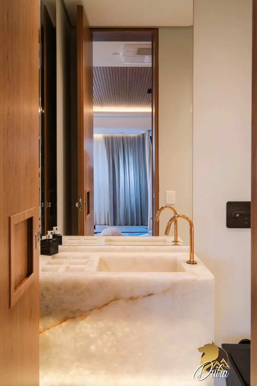 Edificíco P11 Pinheiros 145m² 02 Dormitórios 02 Suítes 2 Vagas