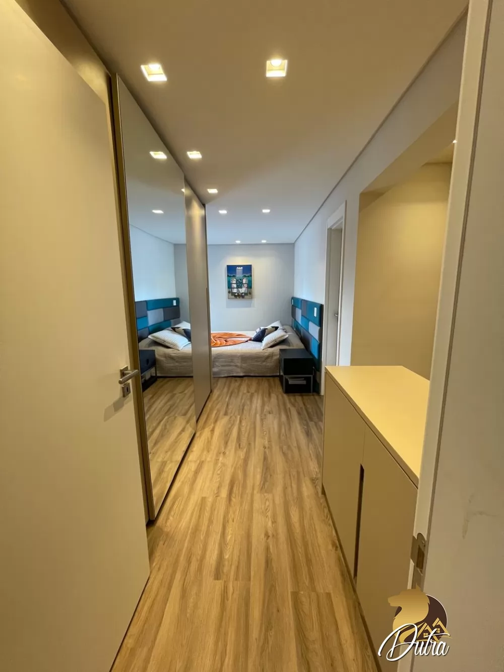 Condomínio RSVP Chácara Santo Antônio (Zona Su 189m² 03 Dormitórios 03 Suítes 3 Vagas