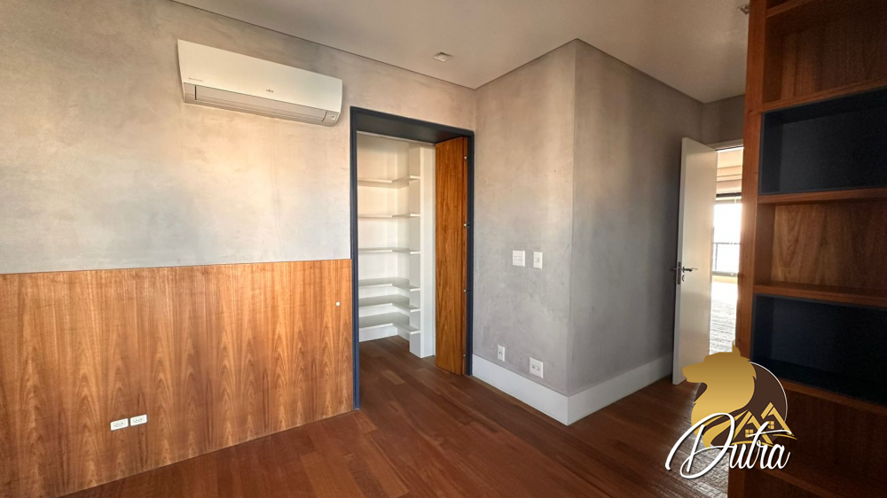 Edifício Araguari 561 Vila Uberabinha 358m² 04 Dormitórios 04 Suítes 4 Vagas
