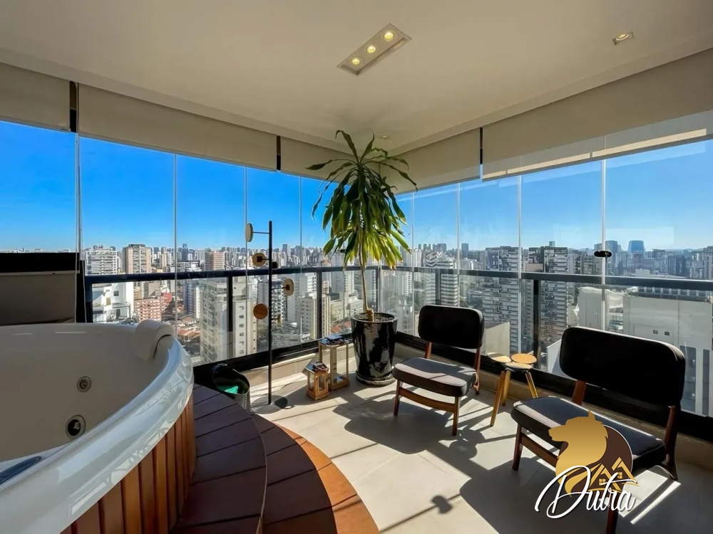 Edifício Araguari 561 Vila Uberabinha 358m² 04 Dormitórios 04 Suítes 4 Vagas