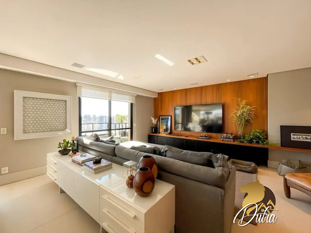 Edifício Araguari 561 Vila Uberabinha 358m² 04 Dormitórios 04 Suítes 4 Vagas
