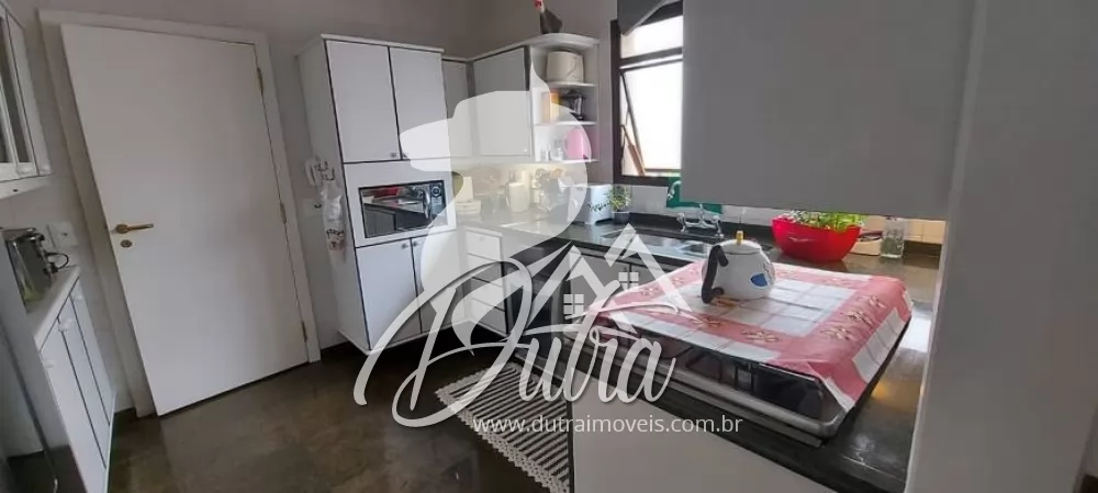 Sant' Angelo Campo Belo 260m² 03 Dormitórios 03 Suítes 3 Vagas