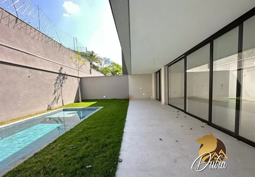 Condomínio Jamestown Campo Belo 401m² 04 Dormitórios 04 Suítes 3 Vagas