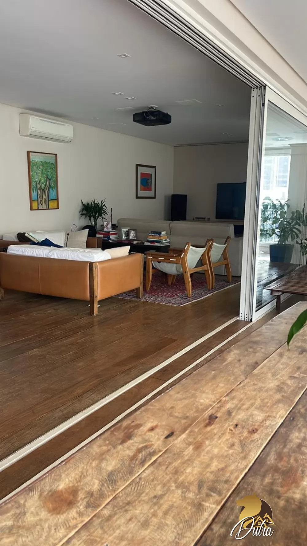 Lindemberg Iguatemi Itaim Bibi 223m² 03 Dormitórios 03 Suítes 3 Vagas