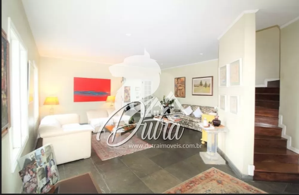 Padrão Cidade Jardim 296m² 03 Dormitórios 02 Suítes 3 Vagas