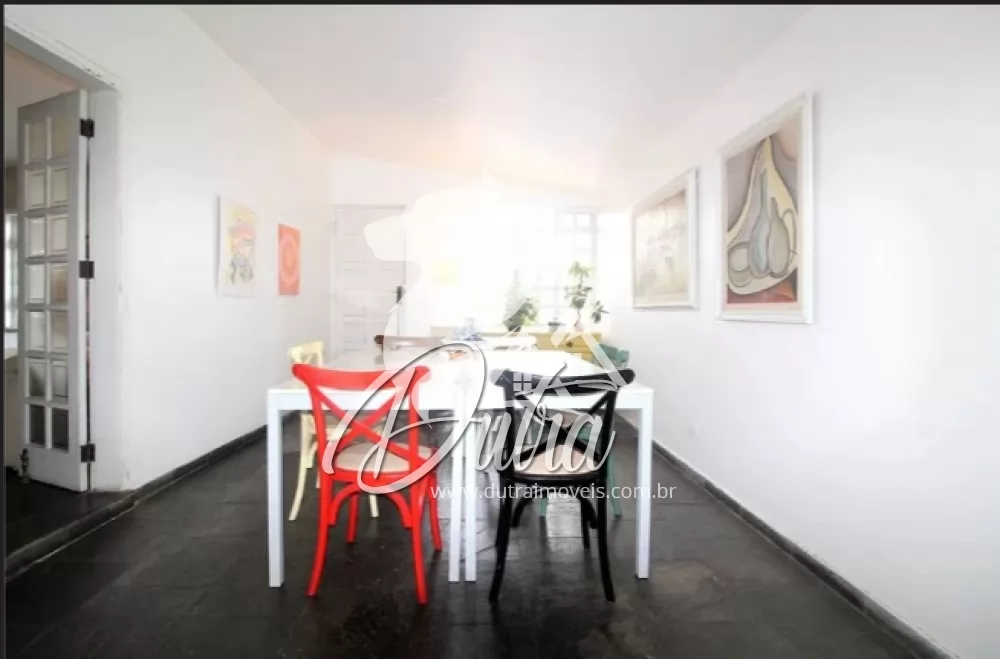 Padrão Cidade Jardim 296m² 03 Dormitórios 02 Suítes 3 Vagas