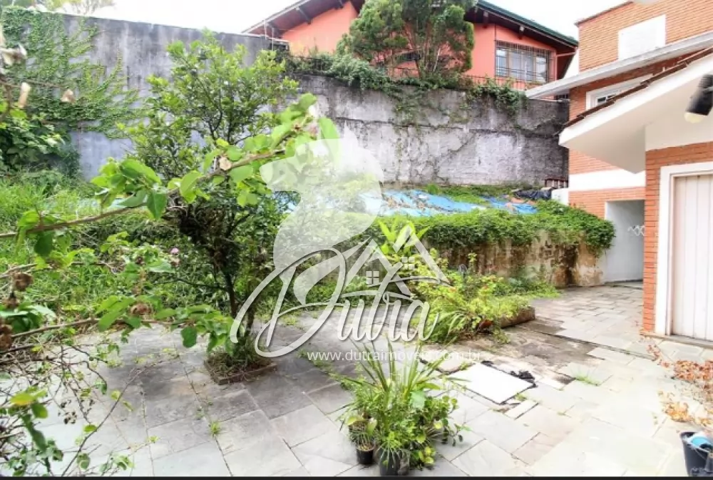 Padrão Cidade Jardim 296m² 03 Dormitórios 02 Suítes 3 Vagas